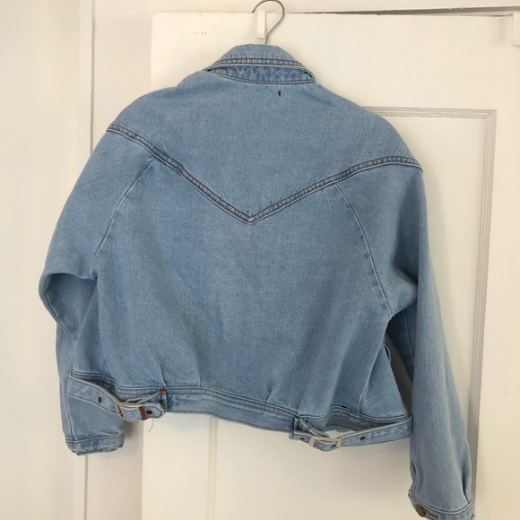 Brandy Melville 80s vibe zip-front denim jacket - Picture 3 of 4